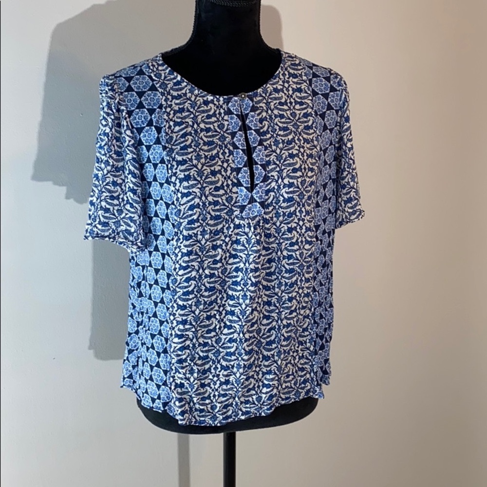 💥LUCKY BRAND Silky Top